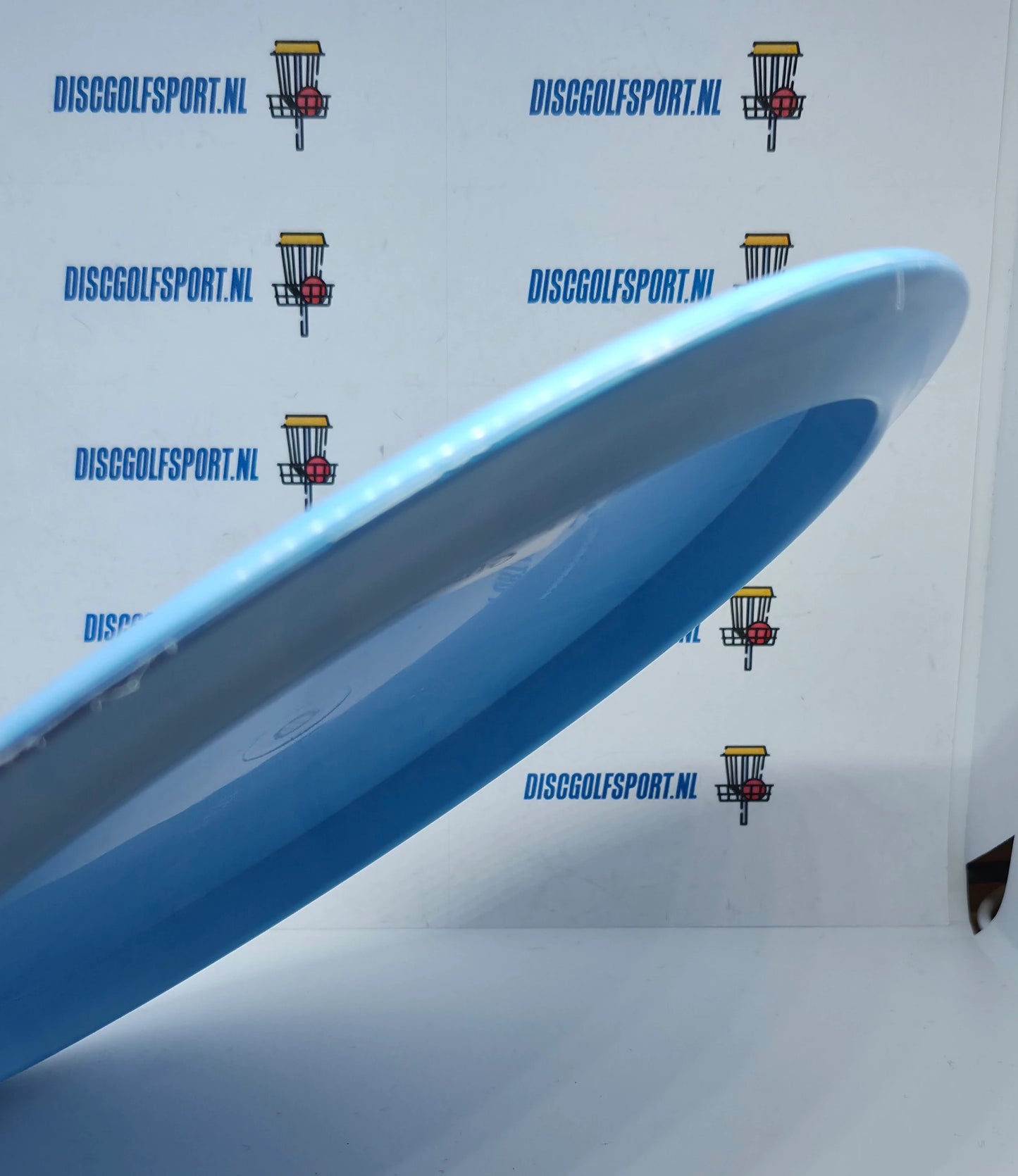 Latitude 64 Saint Retro