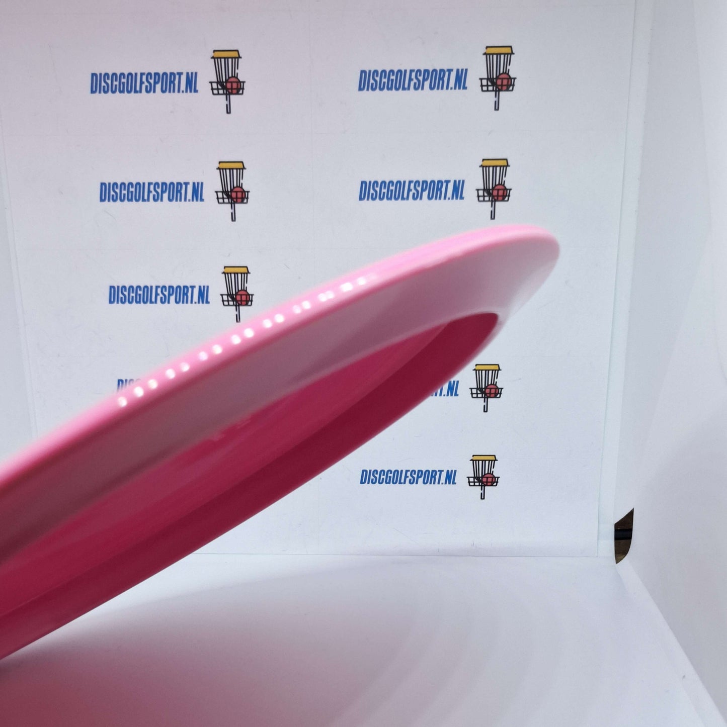 Latitude 64 Sweep Royal Line