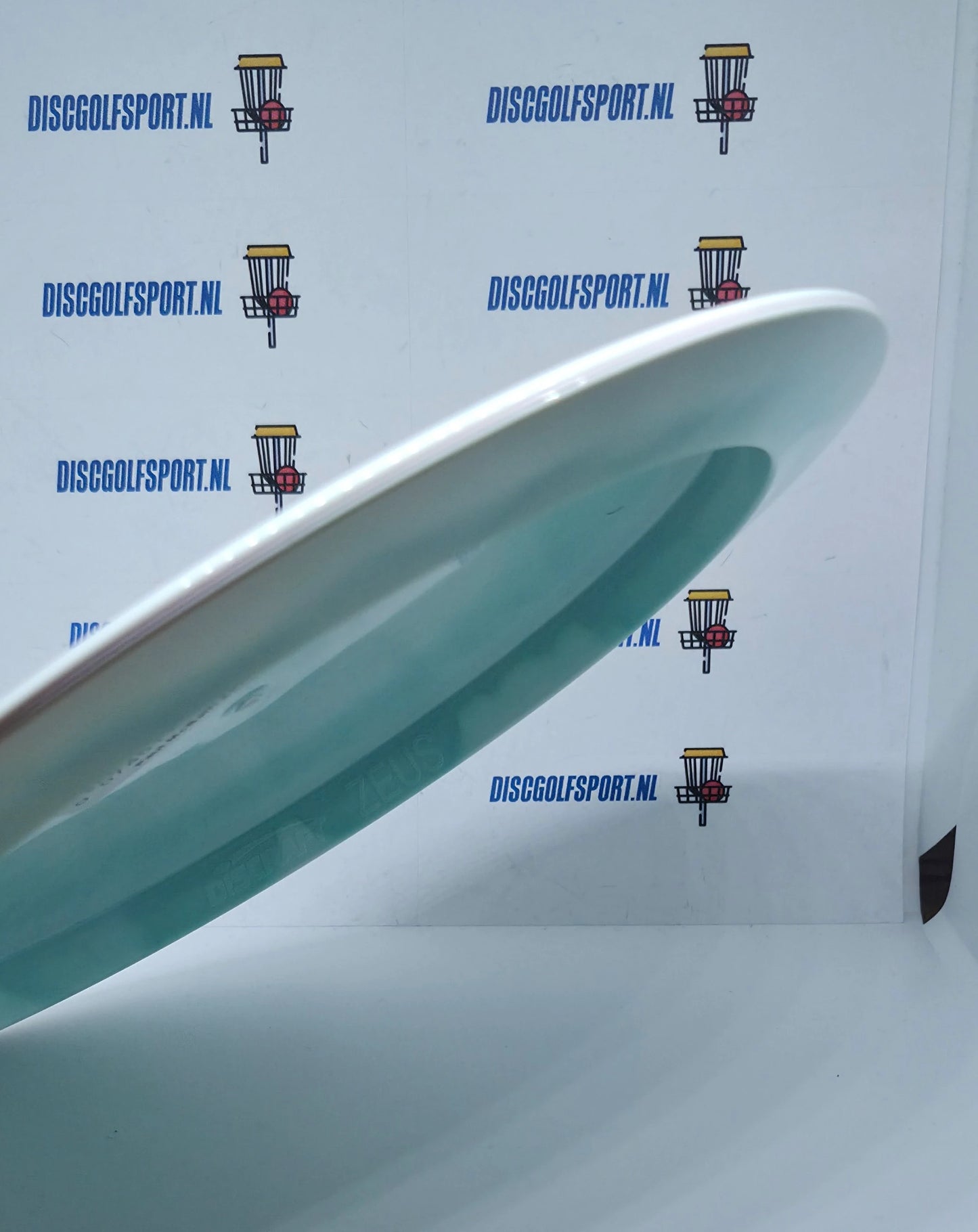 Discraft Zeus Paul McBeth driver