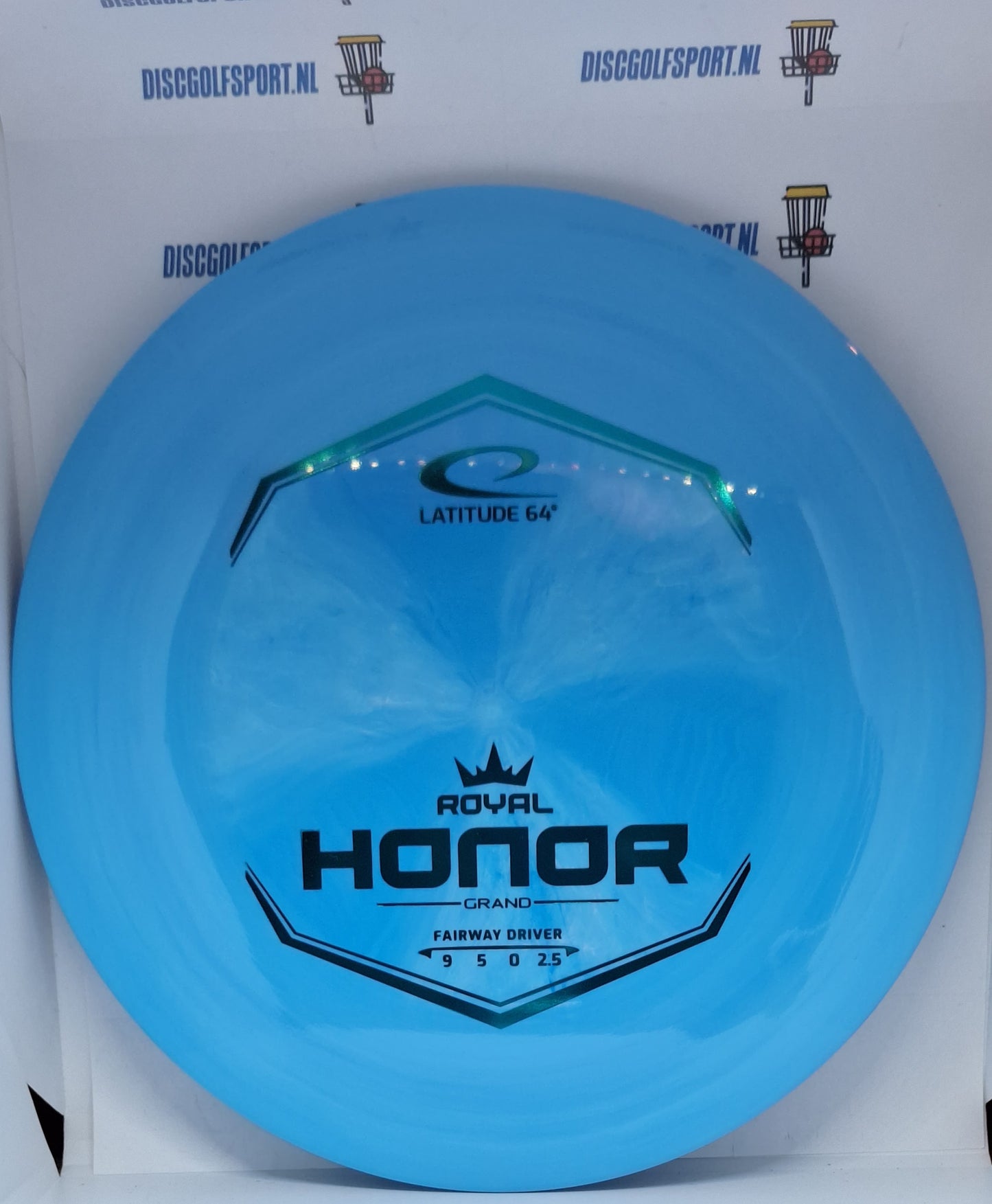 Latitude 64 Honor Royal Line