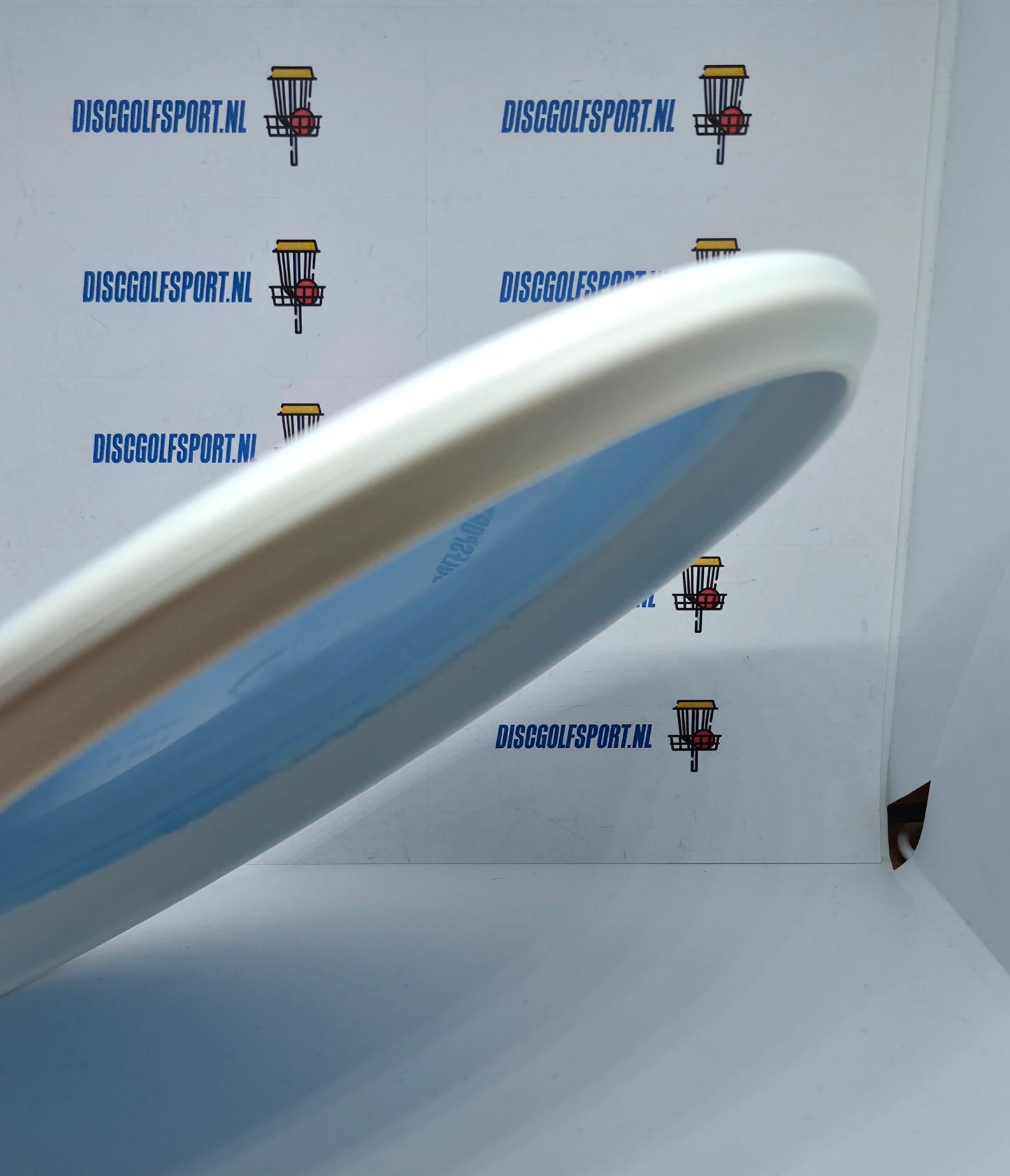 Latitude 64 Pure Zero Medium Orbit Kristin Latt